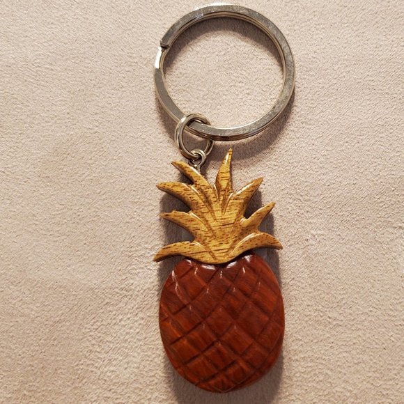 Pineapple Key Chain - Picture 1 of 2